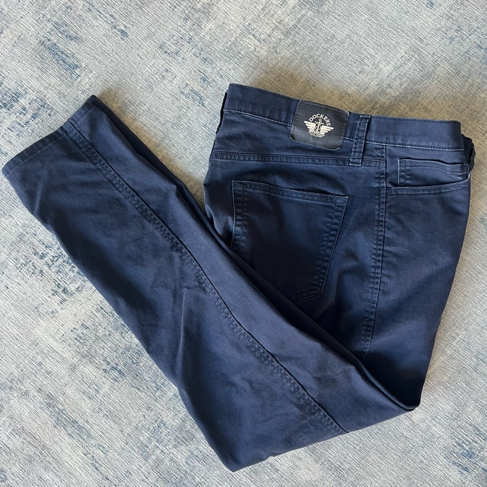 Dockers 33x32 slim fit navy chinos